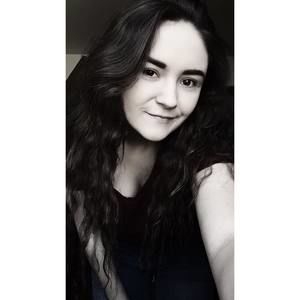 Meet your Posher, Alecia